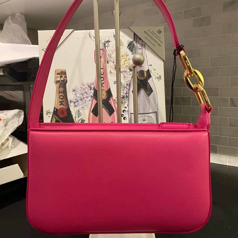 Sold š©· MCM Mode Travia Mini Shoulder Bag - Picture 2 of 8